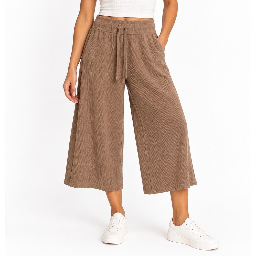Lululemon Textured Wide Leg Crop Gaucho Pants Brown Tan Size 6